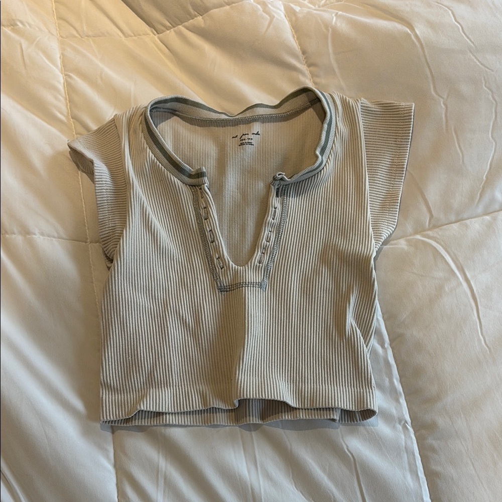 Out from under Go for Gold Seamless Top